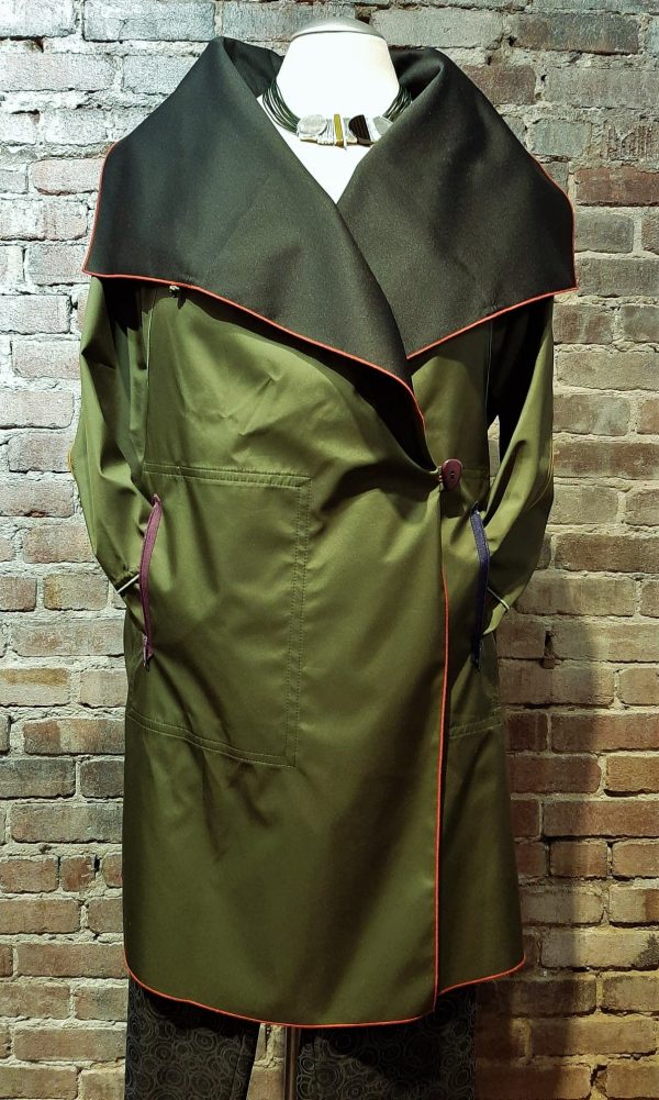 100 waterproof raincoat