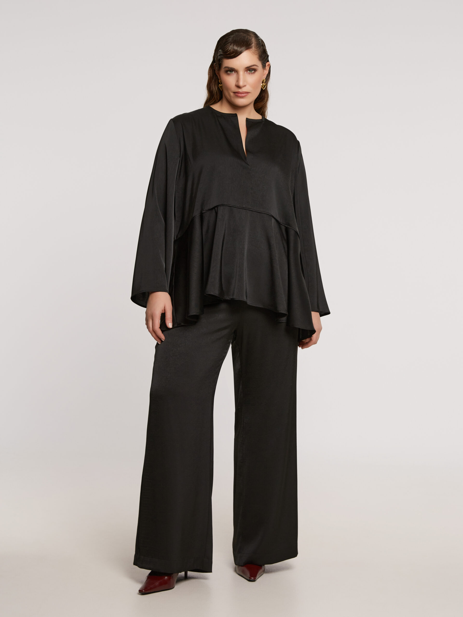 MAT - Hammered Satin Top with Frill (8401.1020)