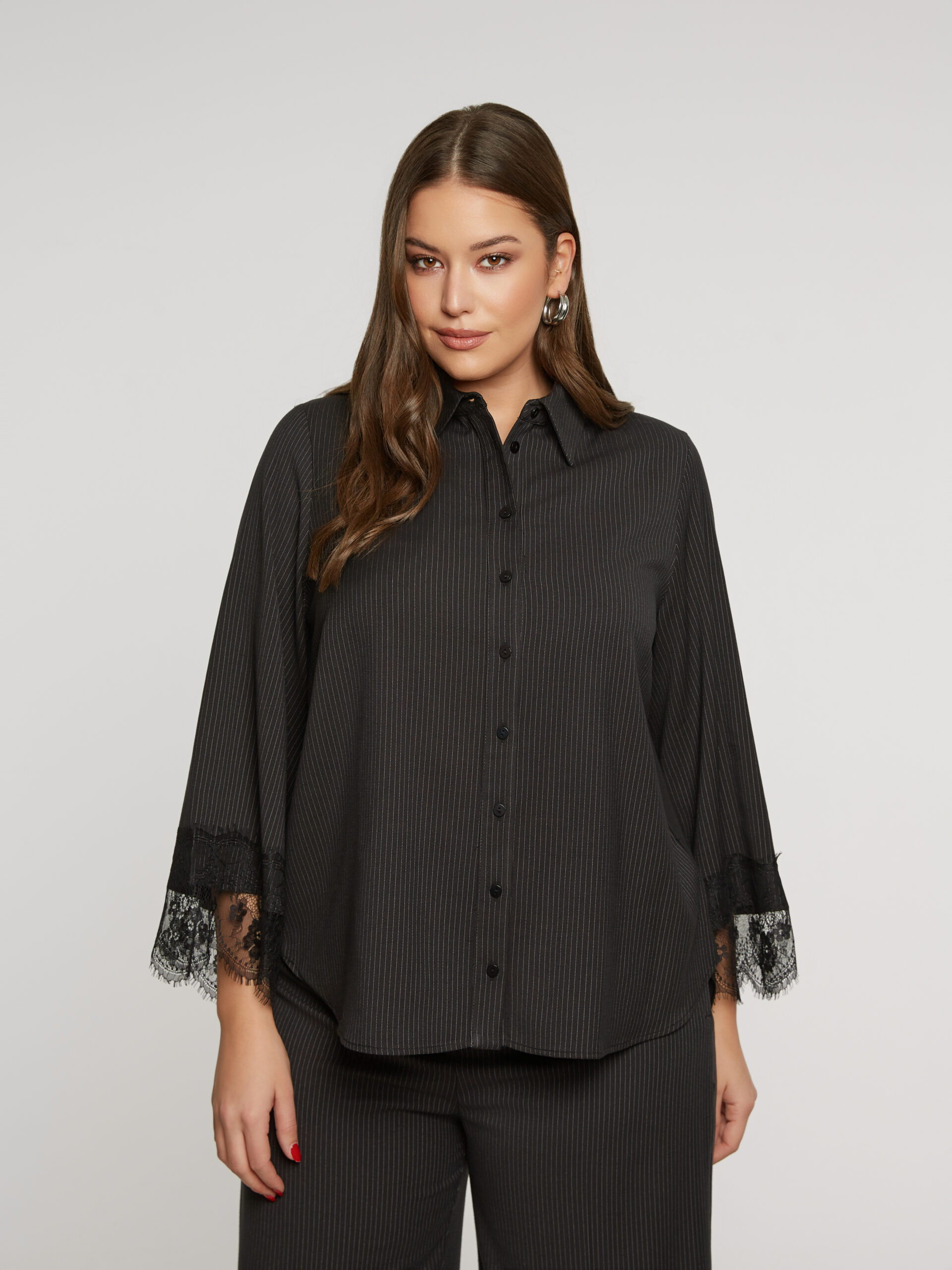 MAT - Pinstripe Shirt with Lace (8401.3020)