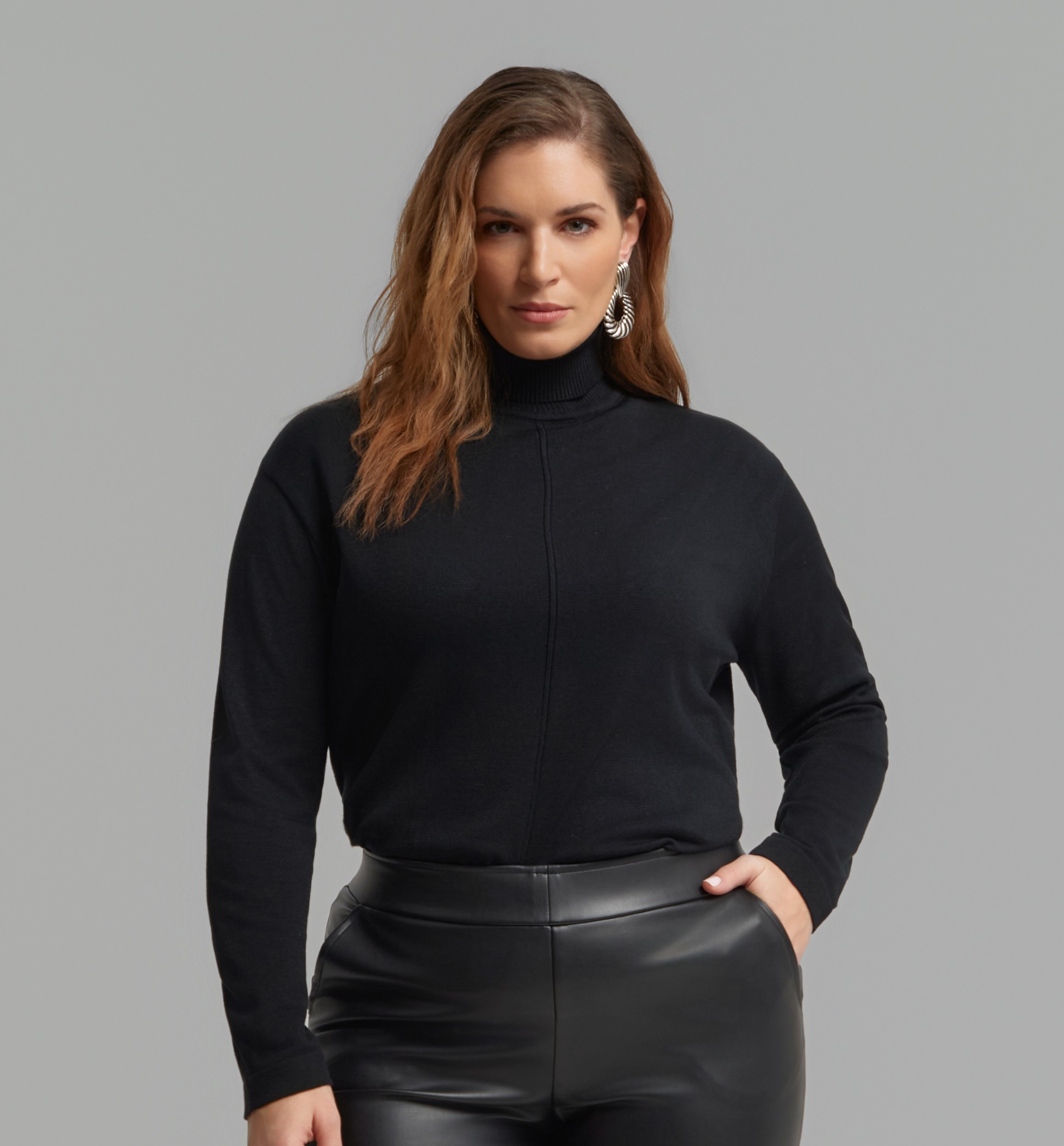 MAT - Basic Turtle Neck Sweater in Stretch Yarn (0000.5539.NETTO)